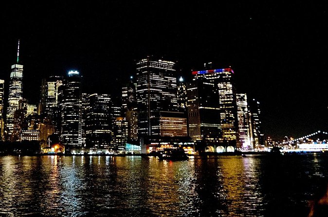 City Lights Cruise Experience the Skyline in Sparkling Lights - Premium Upgrade: Sparkling Wine and Cookies