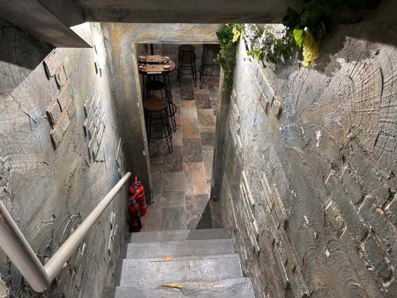 City of Bath: British Wine and Cheese Tasting Experience - The Selection of British Wines and Cheeses