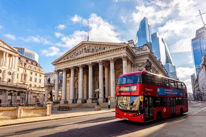 City of London Discovery Food Tour with 10+ Tastings - St. Pauls Cathedral and Photo Opportunities