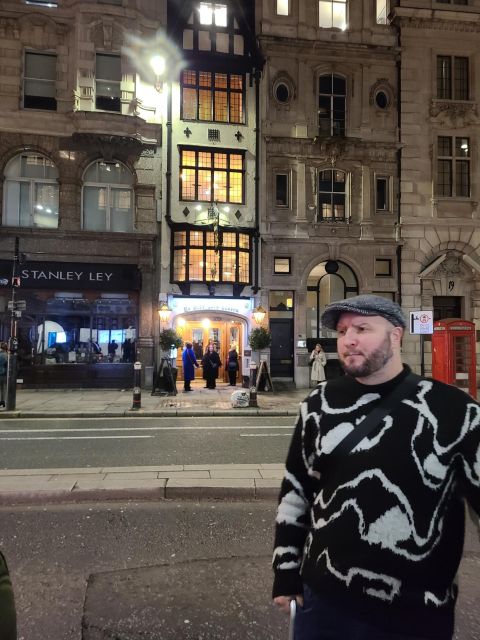 City of London Historic Pub Walking Tour - Visiting Fleet Street and Victorian Gin Palaces