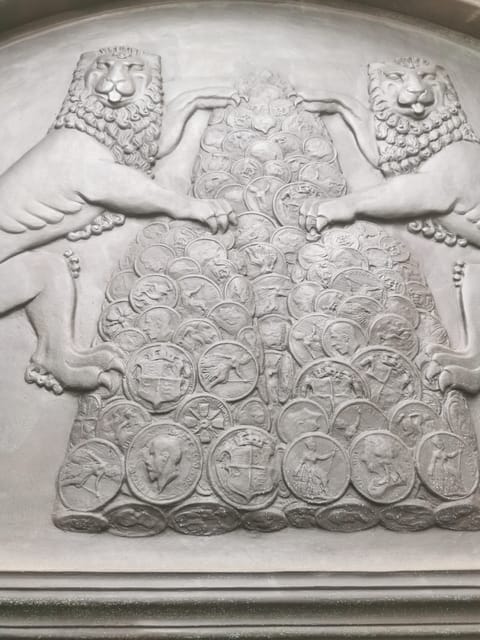 City of London Historical Walking Tour - The Birth of a Global Empire from a Corporate Foundation