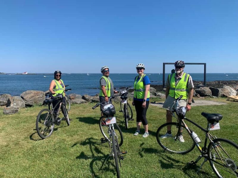 City of Portsmouth NH: Historic and Cultural Tour 2-2.5 hrs - Hidden Historic Sites and Off-the-Beaten-Path Spots