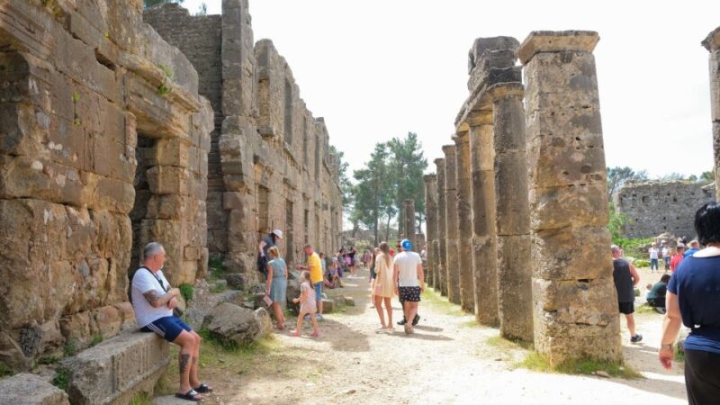 City of Side: Green Lake Boat and Cabrio Bus Tour - Visiting Manavgat Waterfall and Optional Entry