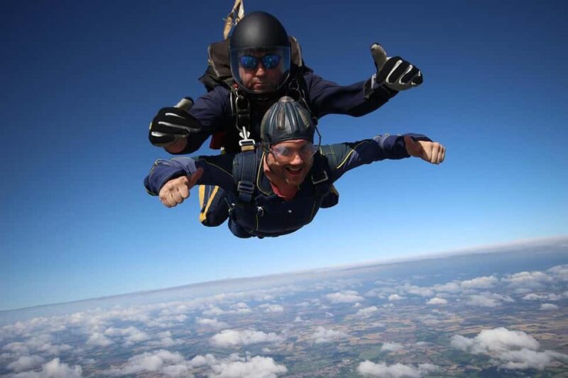 City of Side: SkyDive on Mediterranean Sea by Pilot - Landing and Viewing Your Photos and Videos