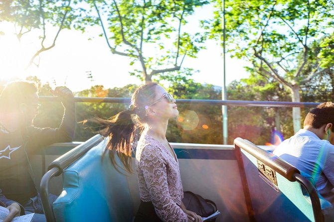 City Sightseeing Barcelona Hop-On Hop-Off Bus Tour: 24 or 48-Hour - Practical Tips for Using the Hop-On Hop-Off Bus
