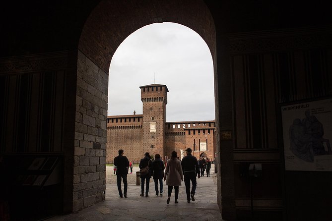 City Sightseeing Milan Hop-On Hop-Off Bus Tour - Experiencing Milan’s Canals and Artistic Districts on the Yellow Line