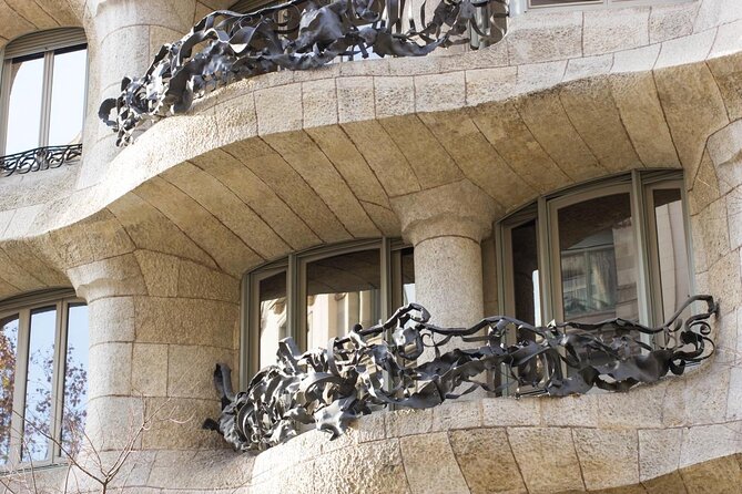 City Tour Barcelona - Explore Barcelona’s Iconic Landmarks with a Personalized Touch