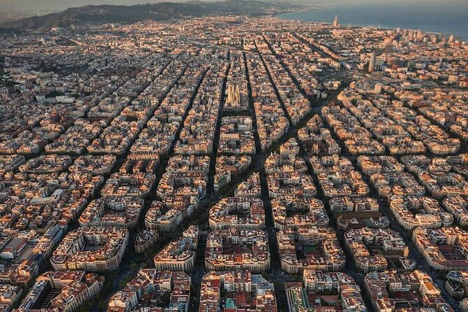 City Tour Barcelona - Exploring Antoni Gaudí’s Park Güell