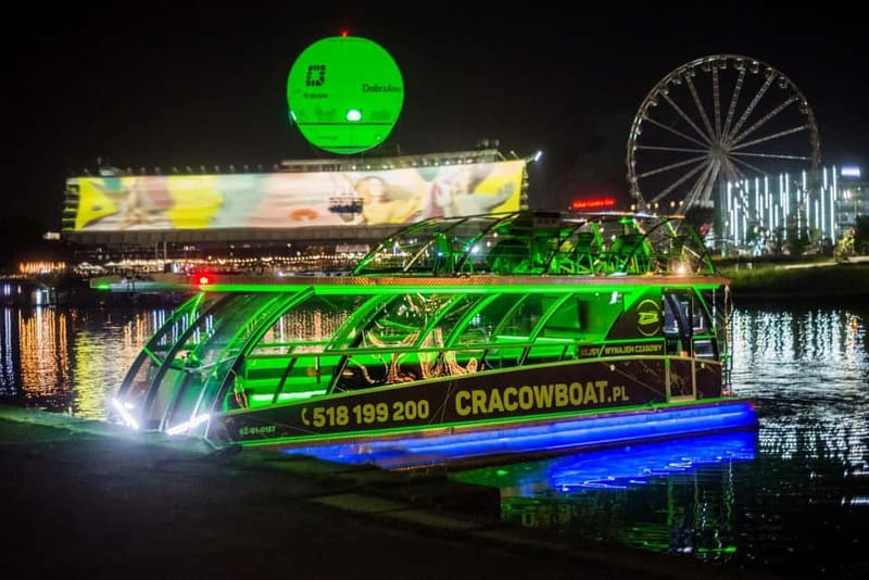 City Tour Cracow golf car plus Cruise on the Vistula River. - Discover Krakow’s Old Town Highlights from a Golf Cart