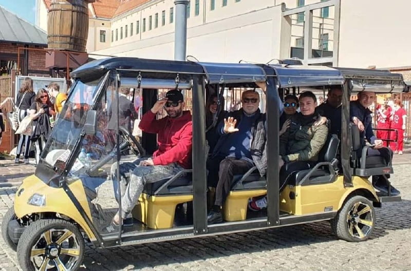 City Tour Cracow golf car plus Cruise on the Vistula River. - Scenic River Cruise with Audio Guide