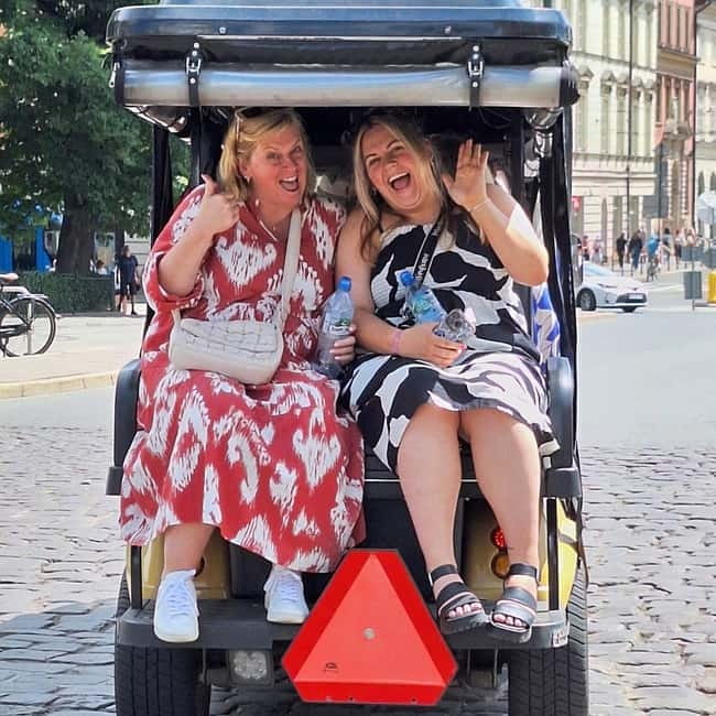 City Tour Cracow golf car plus Cruise on the Vistula River. - Practical Details and Tour Transparency