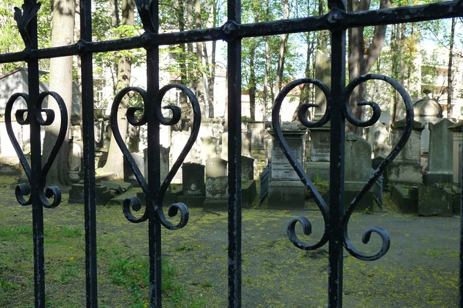 City tour Dresden Neustadt - Wilhelminian style and creative industries - The Experience of an Expert Guide: Annette’s Storytelling