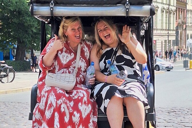 City Tour Golf Car ! Private full tour - we drive for 2 hours . - Discovering Krakow’s Artistic and Cultural Venues