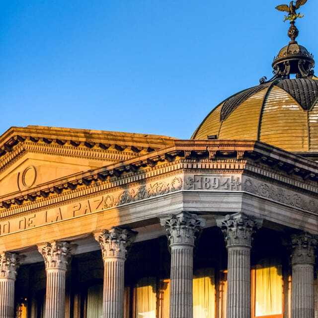 City tour in Downtown San Luis Potosí - Visiting Armas Square and the Cathedral