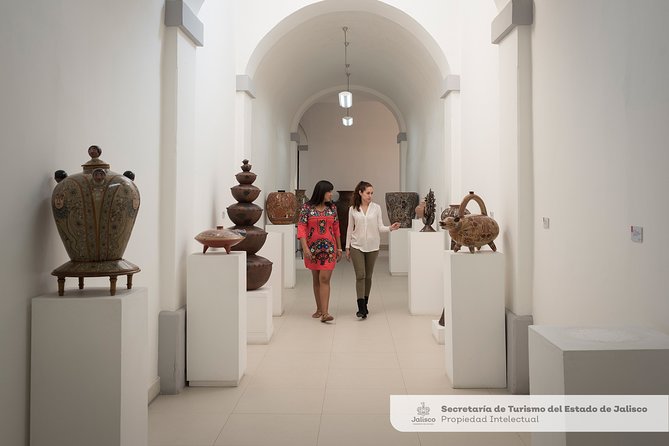 City tour in Guadalajara and Tlaquepaque - Practical Details: Guides, Insurance, and Group Size