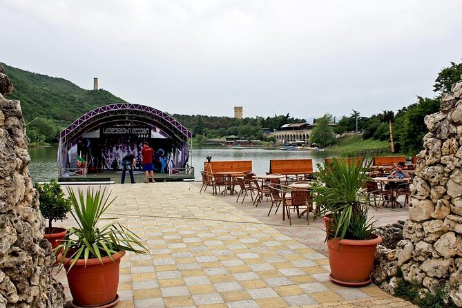 City tour in Tbilisi by car - Visiting Tbilisi Zoo: A Close-Up with Local Wildlife