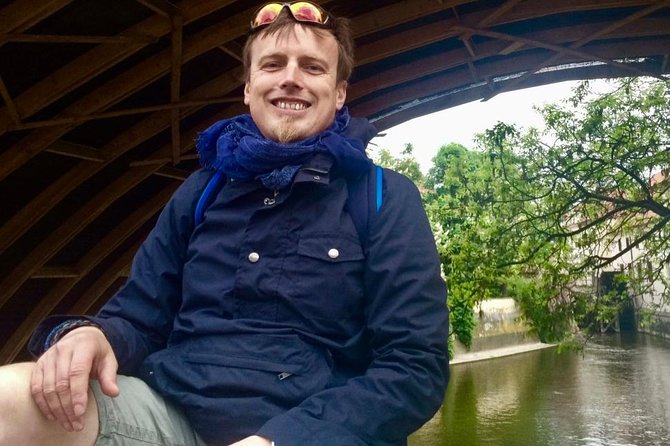 City tour of Prague's Old Town - Discovering the Lesser Town and Old Town Square