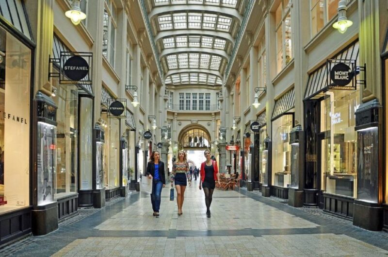 City tour on foot, by S-Bahn and tram - Booking and Cancellation Policies