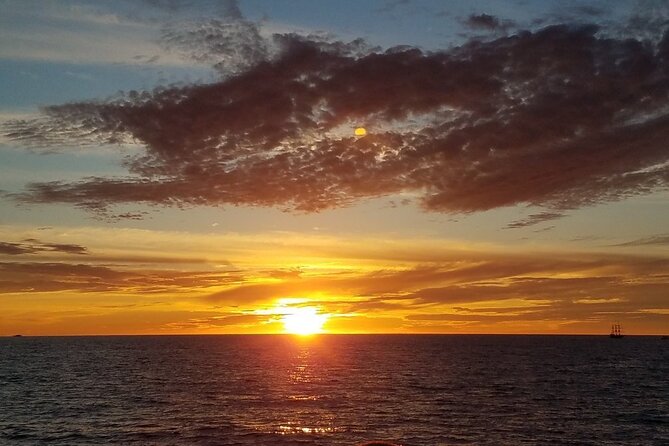 City Tour, Tequila tasting, Sunset Cruise & Dinner in Cabo San Lucas - Key Points