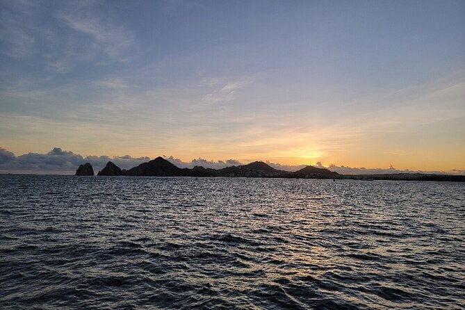 City Tour, Tequila tasting, Sunset Cruise & Dinner in Cabo San Lucas - Visiting the Iconic El Arco de Cabo San Lucas by Cruise