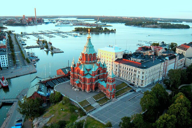 CITY Tour with Food Tasting in Helsinki - Visiting the Vibrant Kauppatori Market Square