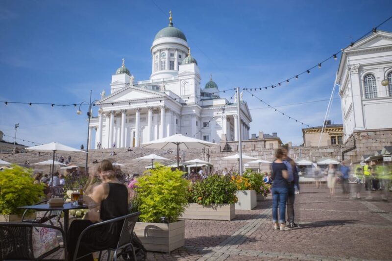 CITY Tour with Food Tasting in Helsinki - Stroll through Esplanadi Park and Local Café Experience