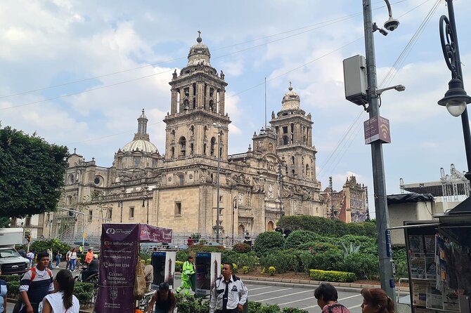 City Tour with National Museum of Anthropology - Explore Mexico City’s Iconic Sights and Hidden Curiosities in a Comfortable Small-Group Tour