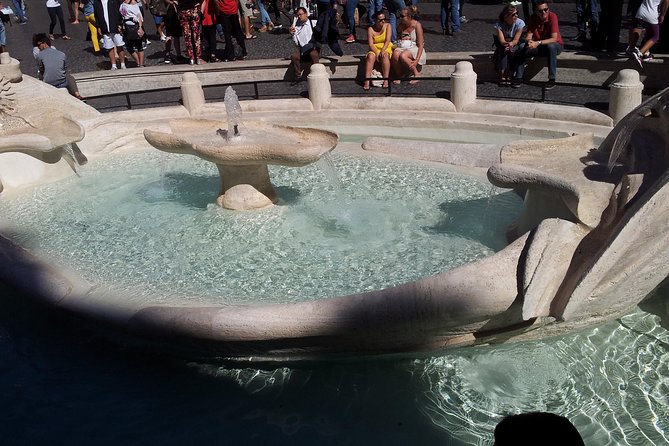 City walk through Spanish steps, Trevi fountain, Pantheon, Navona, Angel Castle - Piazza Colonna and Rome’s Political Heart