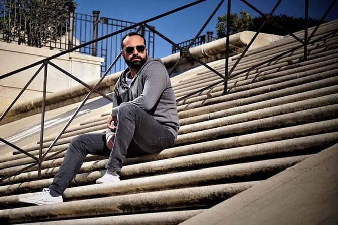 CityTour and Photo Portraits Souvenirs in Montpellier - Frequently Asked Questions