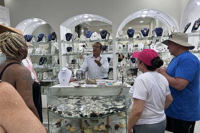 CityTour to San Jose, Cabo San Lucas and Arch Tour in Clearboat - Visit the Chocolate Factory "Xocolat"