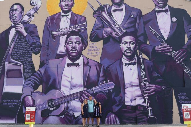 Citywide Driving Tour with Local Jazz Musician - Key Points