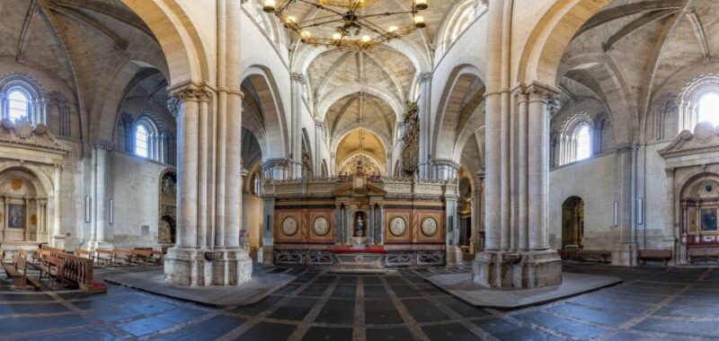 Ciudad Rodrigo: Cathedral of Santa Maria Entry Ticket - Exploring the Cathedrals Cloister and Its Tranquility