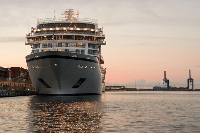 Civitavecchia Cruise Terminal Private Transfer Service - Civitavecchia to Rome in Comfort in a Luxury Vehicle