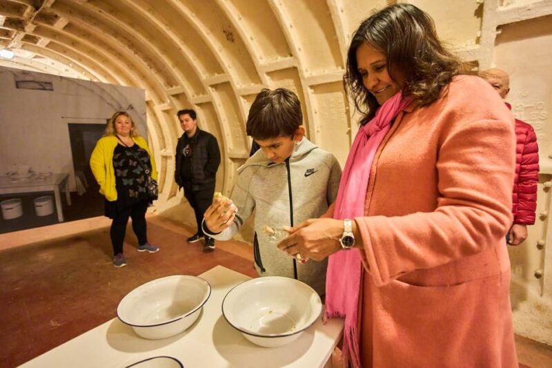 Clapham South: Subterranean Shelter Guided Tour - Descending into the Underground Shelters beneath Clapham South