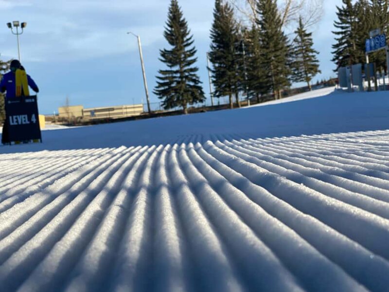 Clases de ski y snowboard en español en Banff - What to Bring for a Comfortable Ski Day