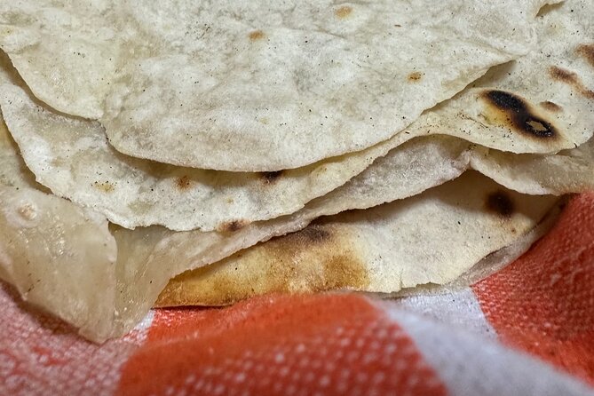 Class of Sauces and Tortillas in Mexico City - Creating Delicious Mexican Sauces with a Local Expert