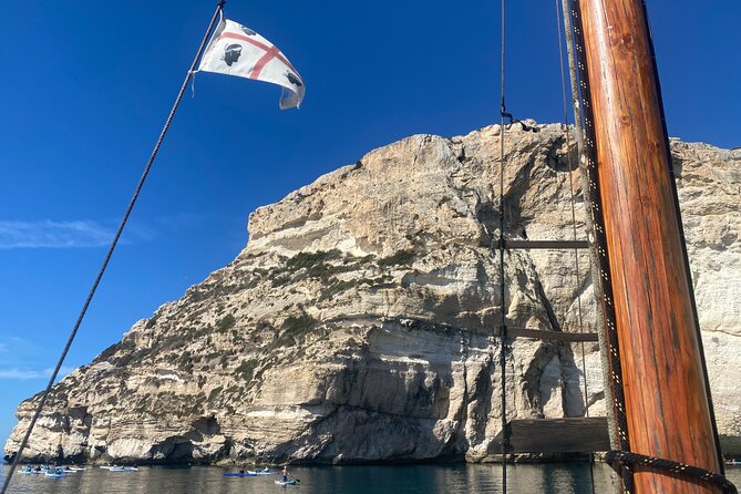 Classic boat tour of the Gulf of Cagliari - Starting Point at Marina Piccola in Cagliari