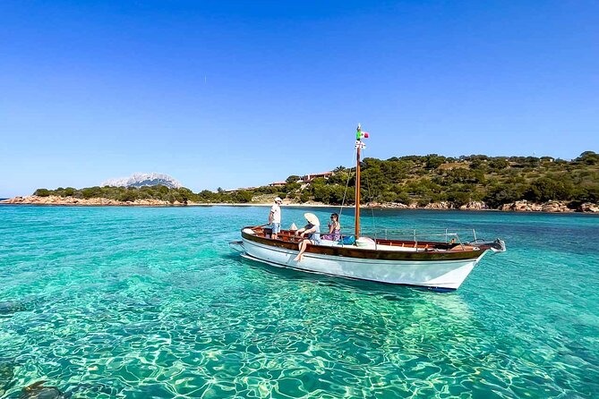Classic boat tour to Tavolara and Molara with lunch. - Explore Sardinia’s Stunning Archipelago on a Classic Boat Tour to Tavolara and Molara