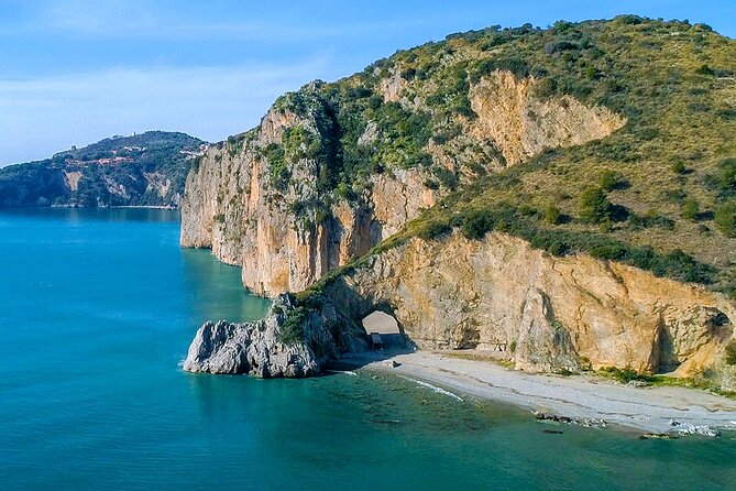 "Classic" Boat Trip to Capo Palinuro - Marveling at the Natural Arch of Palinuro