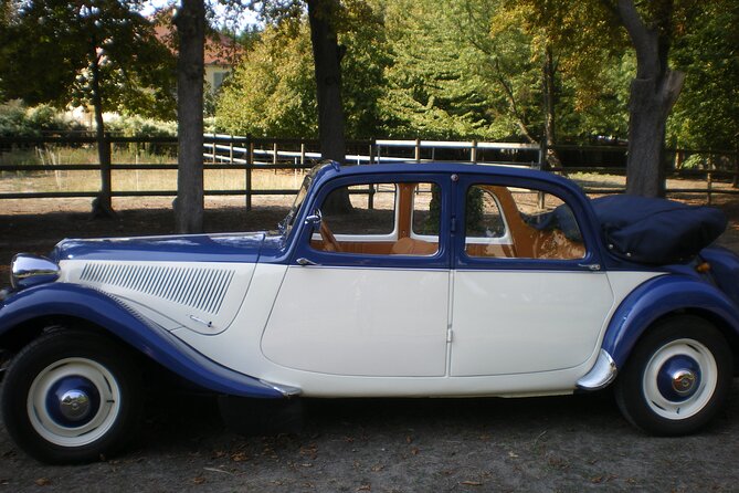 Classic car rental in Chantilly - The Experience of a Bucolic Ride in a Classic Car