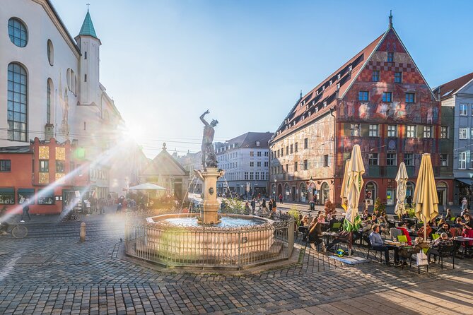 Classic city tour in the World Heritage City of Augsburg - Starting Point: Augsburg Tourist Information