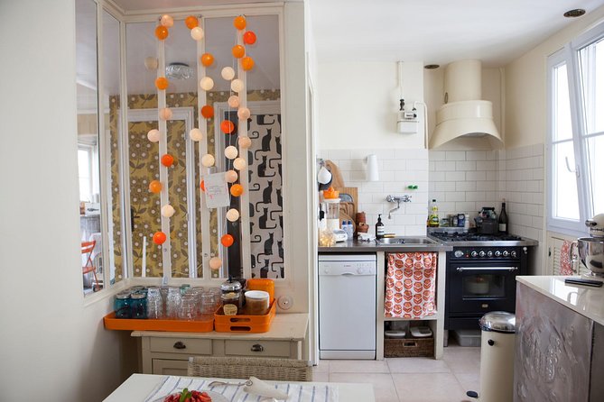 Classic French Cooking Class in Paris with a Local Expert - Indulge in a French Feast with Champagne and Dessert