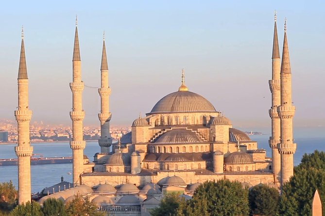 Classic Istanbul Tour Blue Mosque, Hippodrome, Hagia Sophia and Topkapi Palace - The Magnificent Topkapi Palace