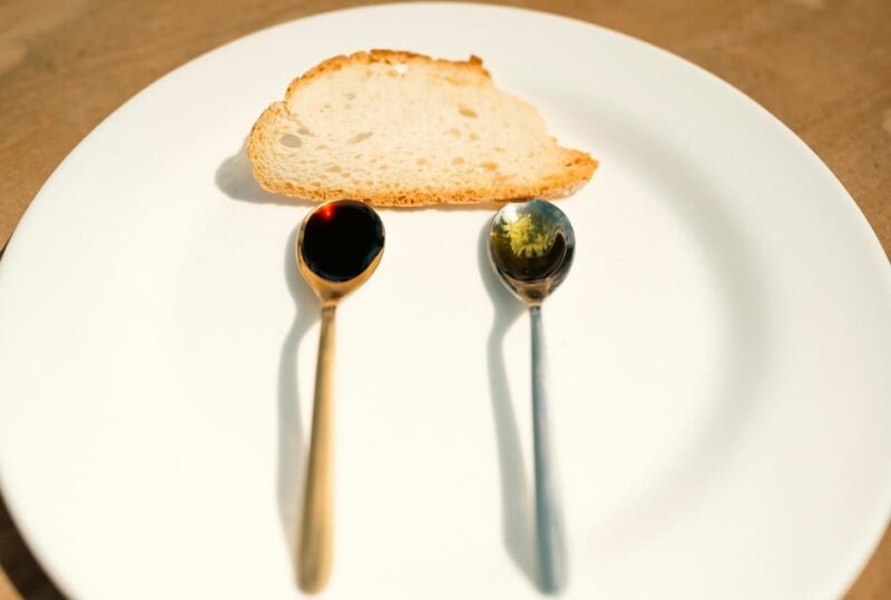 Classic: Lunch with Wine Tasting at Poggio ai Laghi Winery - Who Should Book This Experience