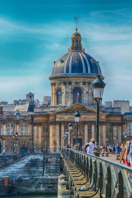 Classic Paris: Discover the Must-Sees in 3 Hours on Foot - Frequently Asked Questions