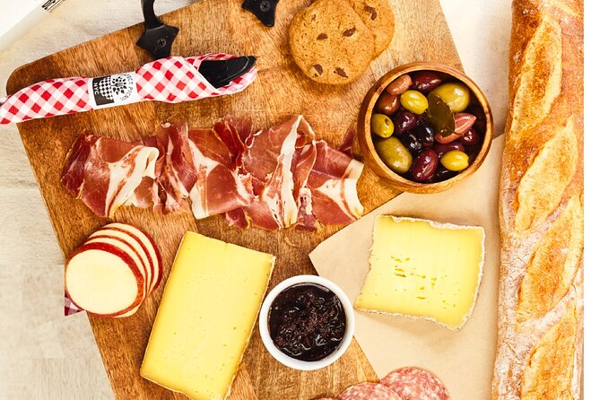 Classic Picnic for 2 (Grab and Go) - Classic Picnic for 2 (Grab and Go): A Convenient Gourmet Escape in Central Park