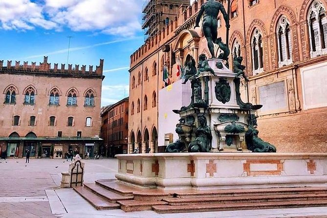 Classic Private Walking Tour Bologna - Discover Bolognas Top Sights with a Local Guide