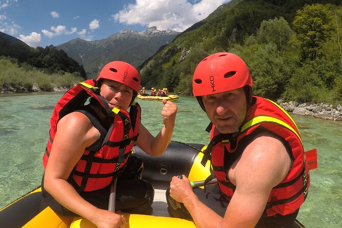 CLASSIC RAFTING on Soa river - The Expert Guides and Their Personalities