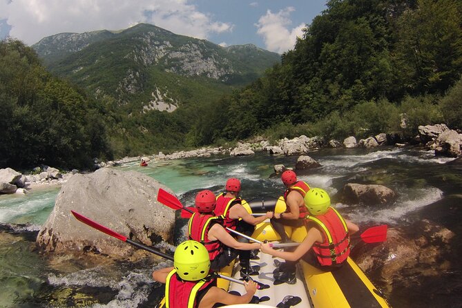 CLASSIC RAFTING on Soa river - Post-Rafting Local Snacks and Relaxation