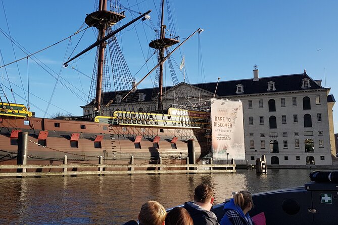 Classic Salonboat Tour in Amsterdam Including Cheese and Wine - Key Points